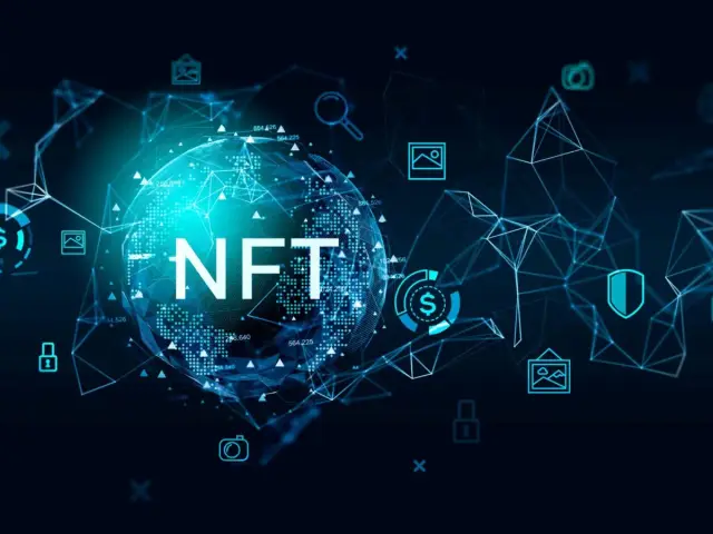 Cyfrowa kula ziemska z napisem NFT, otoczona siecią połączeń i ikonami symbolizującymi sztukę, finanse i bezpieczeństwo. To właśnie co to jest NFT – unikalny cyfrowy zasób.